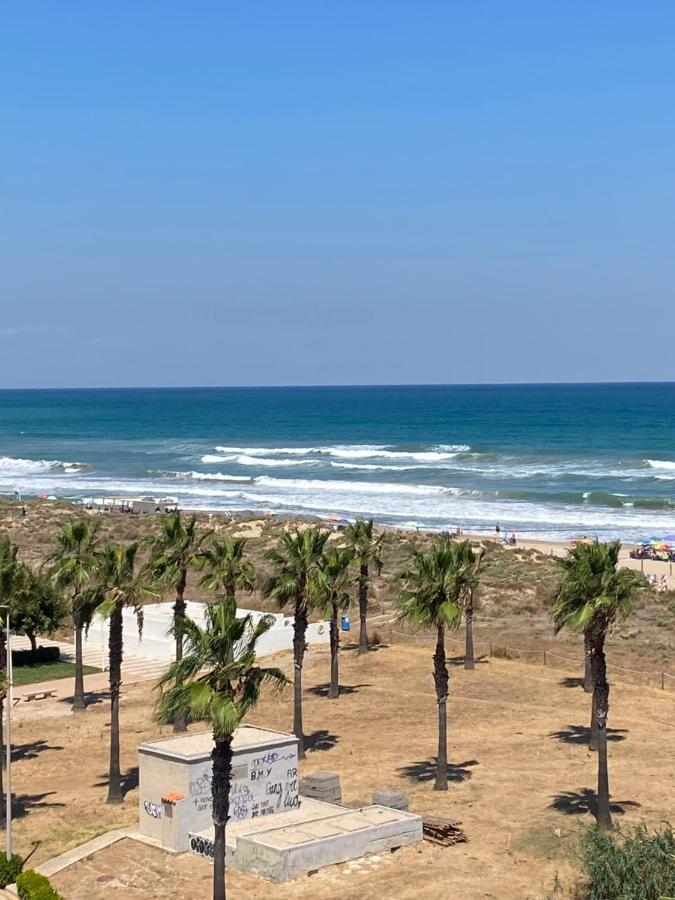 Apartamento A 100 Metros De La Playa Con Grande Terraza Y Vistas Al Mar Daimus Exterior photo